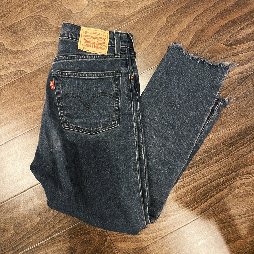 Levis mom jeans black/grey cropped high rise straight leg